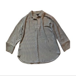 Ann Taylor XS Women’s Black & White Striped Blouse With Wide Sleeves
